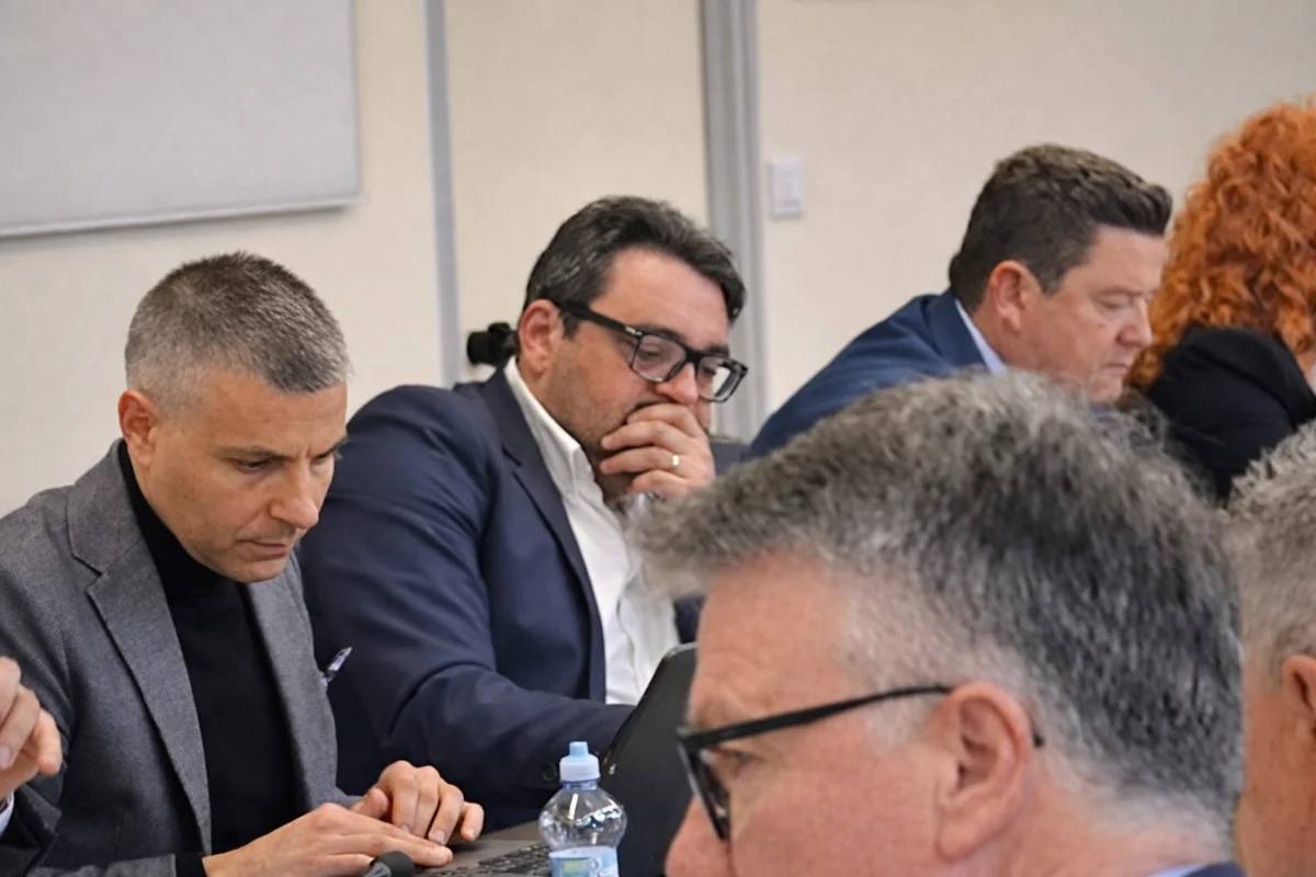 Riqualificazione autostazione piazzale San Francesco, cantiere riconsegnato il 15 marzo