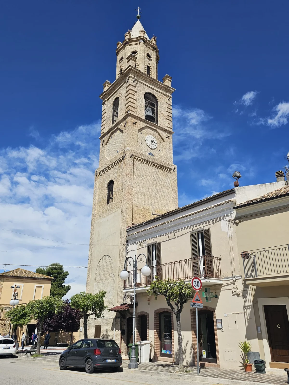 Campanile di Montepagano: i rintocchi non sono stati mai fermati e non accadrà in futuro