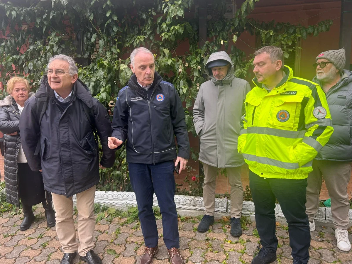 FOTO | Frana di Silvi, sono quattro le abitazioni dichiarate inagibili