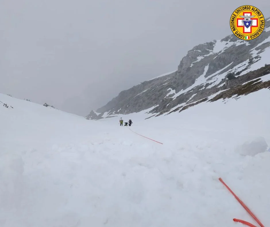 Valanga sulla Maiella: soccorsi quattro scialpinisti nella Rava della Vespa, un ferito