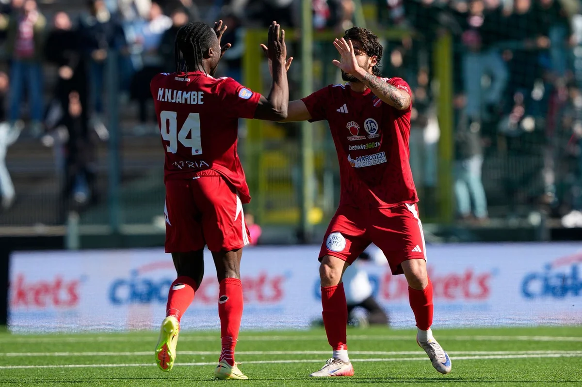 Calcio D/F, squalifiche e sanzioni dopo Teramo-Ostia