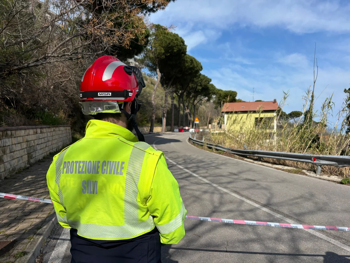 Frana di Silvi, D'Alfonso: "Si paga un libertinismo eccessivo del secolo scorso"