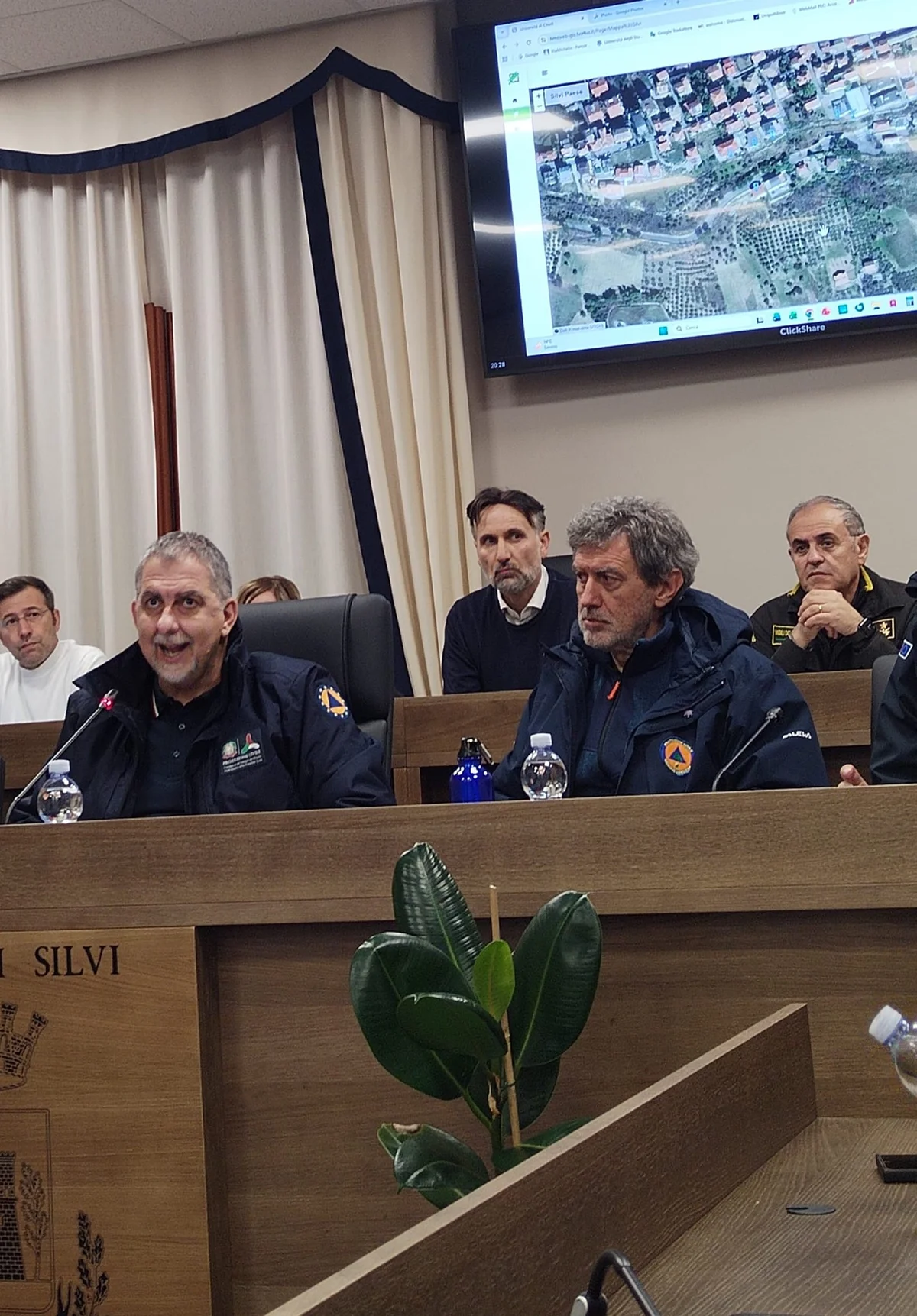 FOTO | Maltempo in Abruzzo: vertice operativo a Silvi  per l'emergenza frana