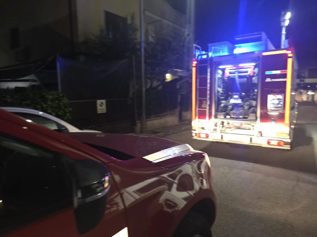 FOTO e VIDEO | Esplosione in un albergo di Val Vomano nella notte: erano una decina gli ospiti