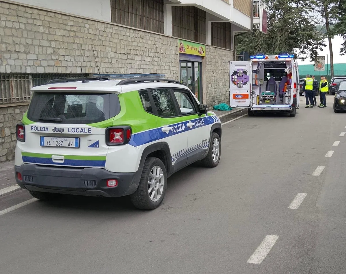 Tragedia a Teramo: malore in strada in via Tripoti