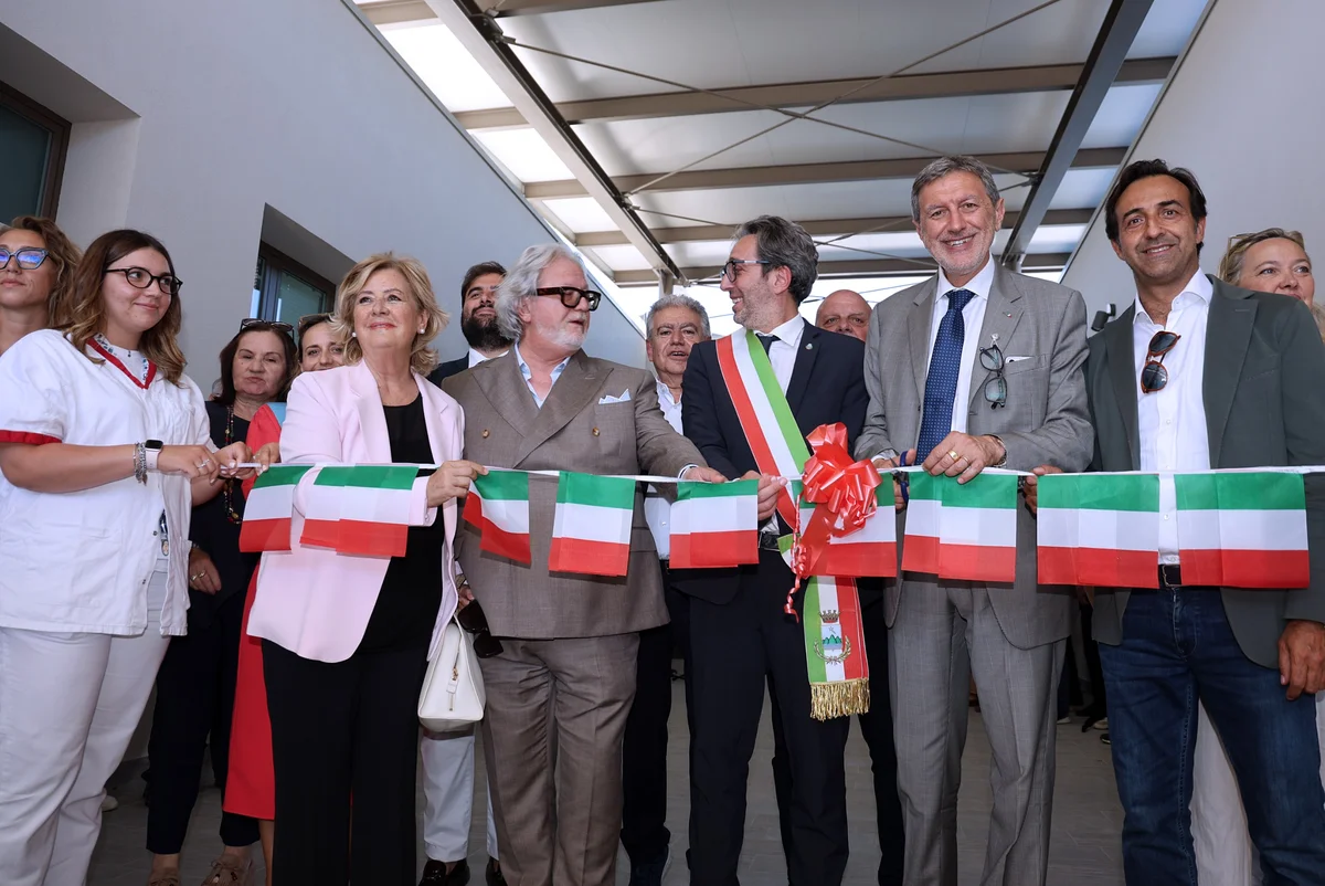 FOTO | Sanità, inaugurata la Casa di Comunità a Roseto degli Abruzzi