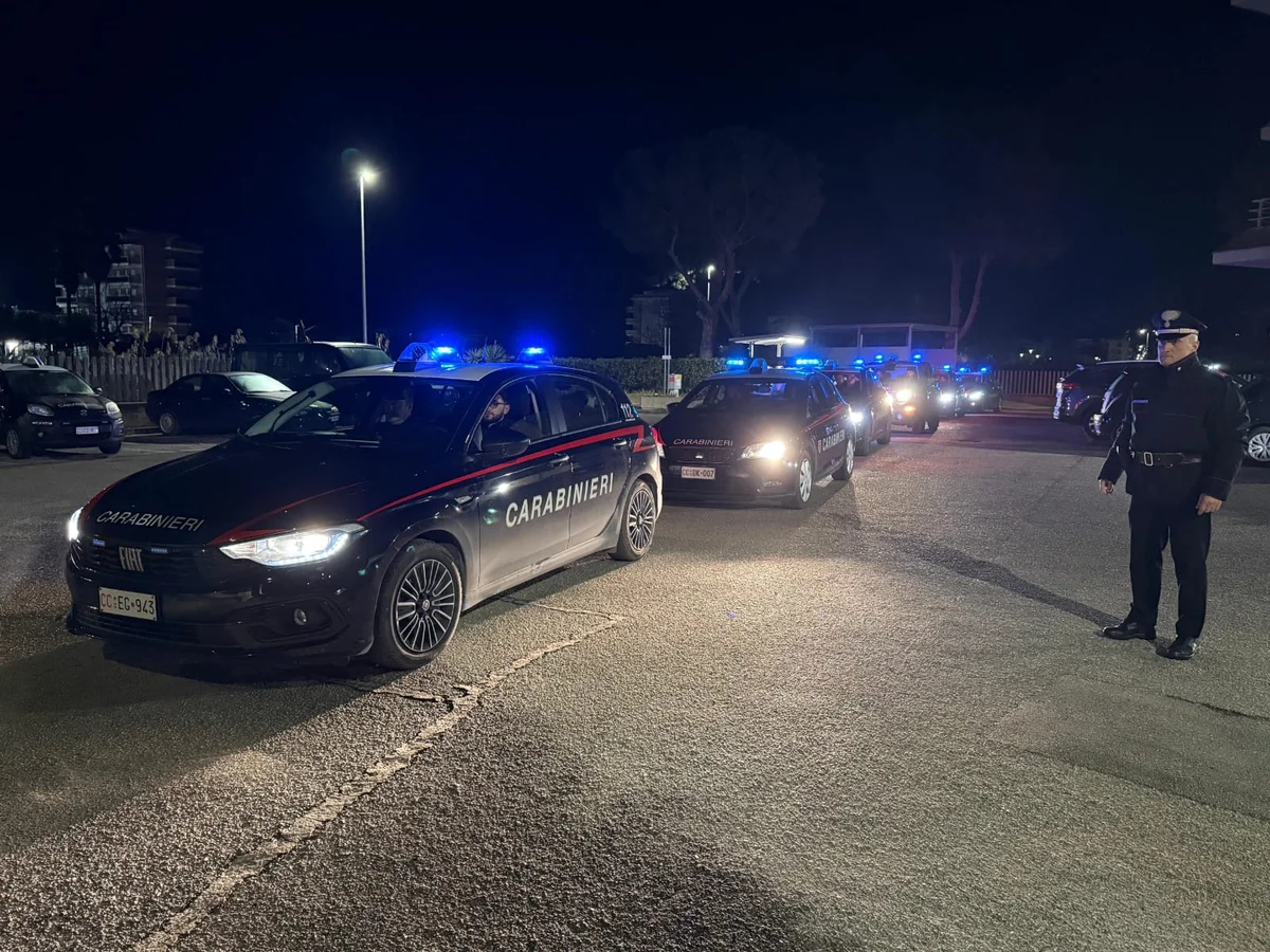 Controlli carabinieri, a Giulianova denunciato titolare di un Frutta e Verdura: aveva lavoratore in nero e videosorveglianza non autorizzata