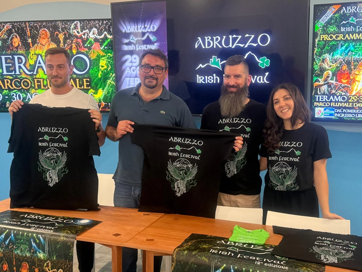 FOTO e VIDEO | Al via l'Abruzzo Irish Festival a Teramo tra mille polemiche. Attesi oltre 5.000 visitatori