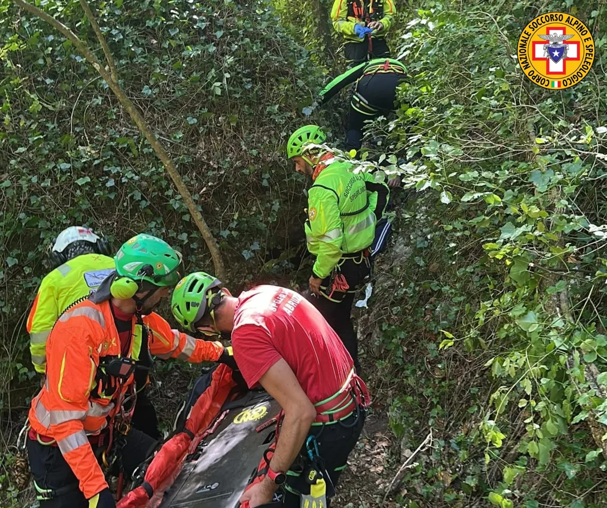 Escursionista precipita lungo il Sentiero delle Scalelle: intervento del Soccorso Alpino
