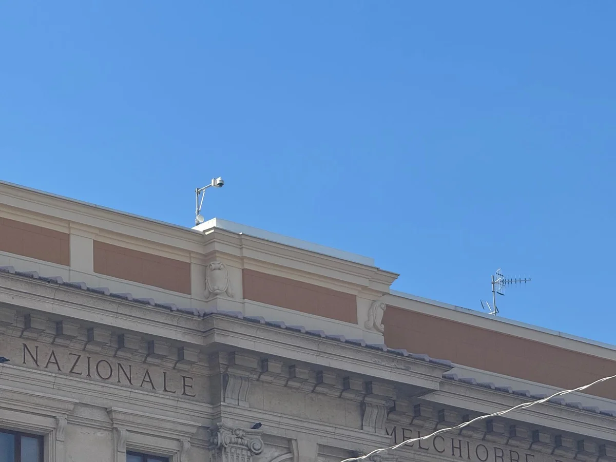 VIDEO | Sicurezza, Boschi: "Vandali in azione a piazza Dante ma la telecamera del Delfico non funziona"
