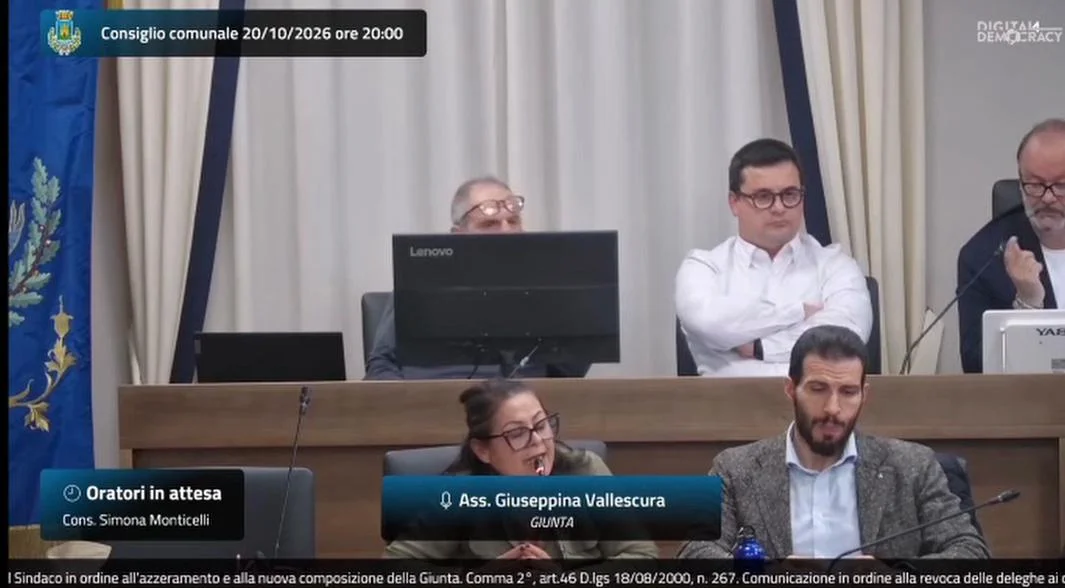 VIDEO |  "Succede nelle migliori famiglie", polemiche a Silvi per dichiarazioni  assessora Vallescura
