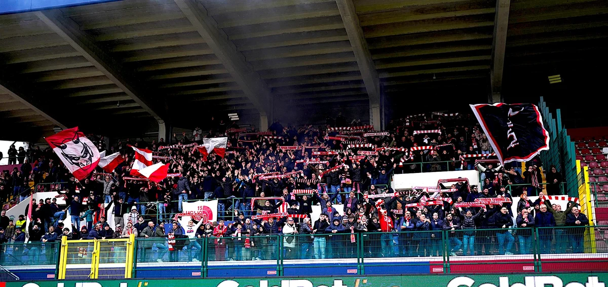 Calcio D/F, Teramo con un massimo di 636 tifosi a L'Aquila