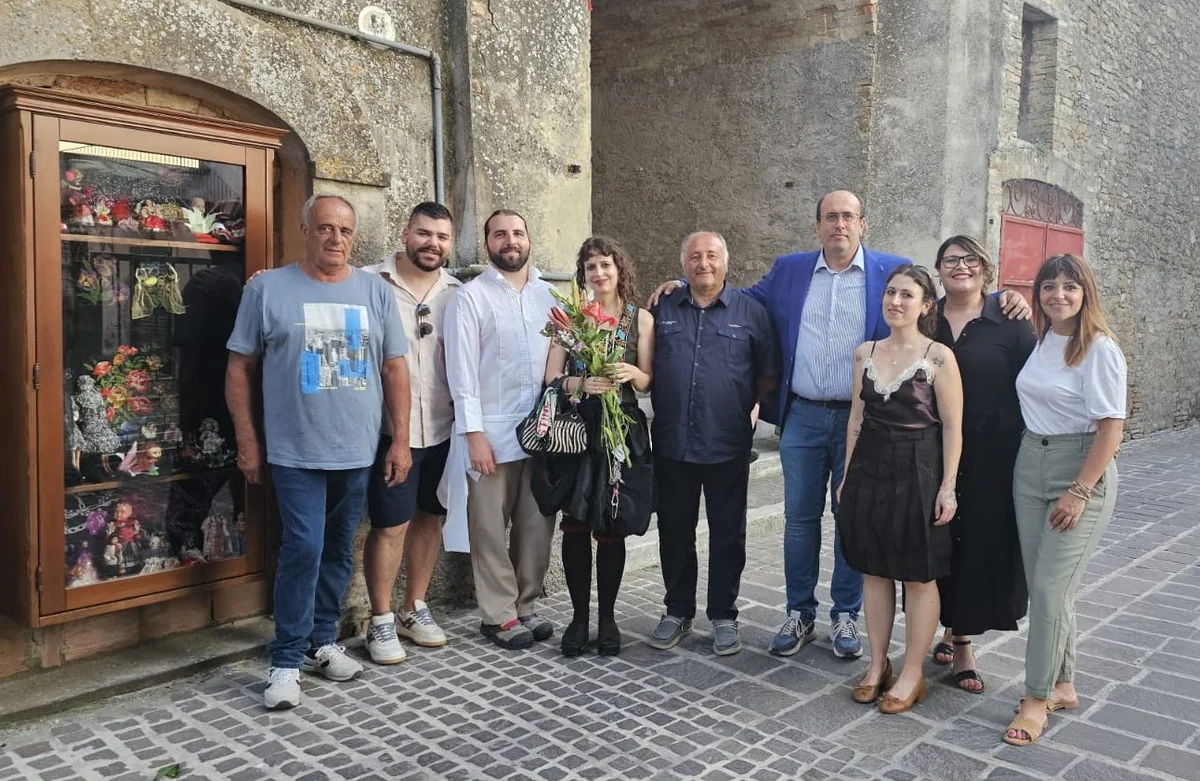 "Una Boccata d’Arte" a Cellino Attanasio, inaugurato il progetto d'arte contemporanea