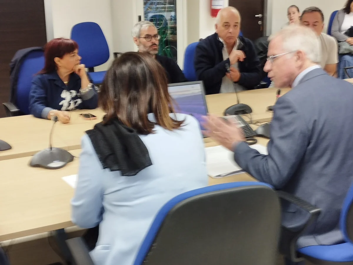 Refezione scolastica, Pezzopane e Romano: “Dal tavolo in Prefettura primi impegni"