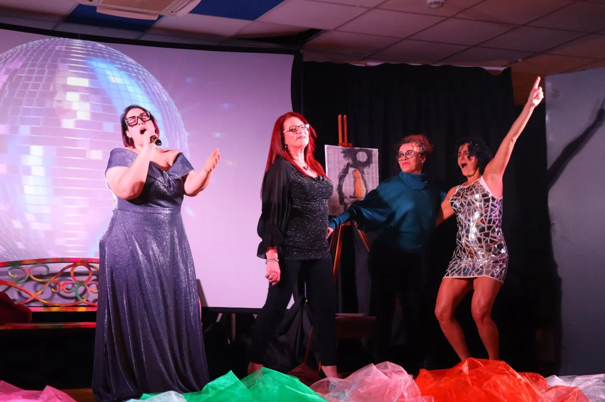 FOTO | Donna, la forza che muove il mondo: spettacolo teatrale a Teramo