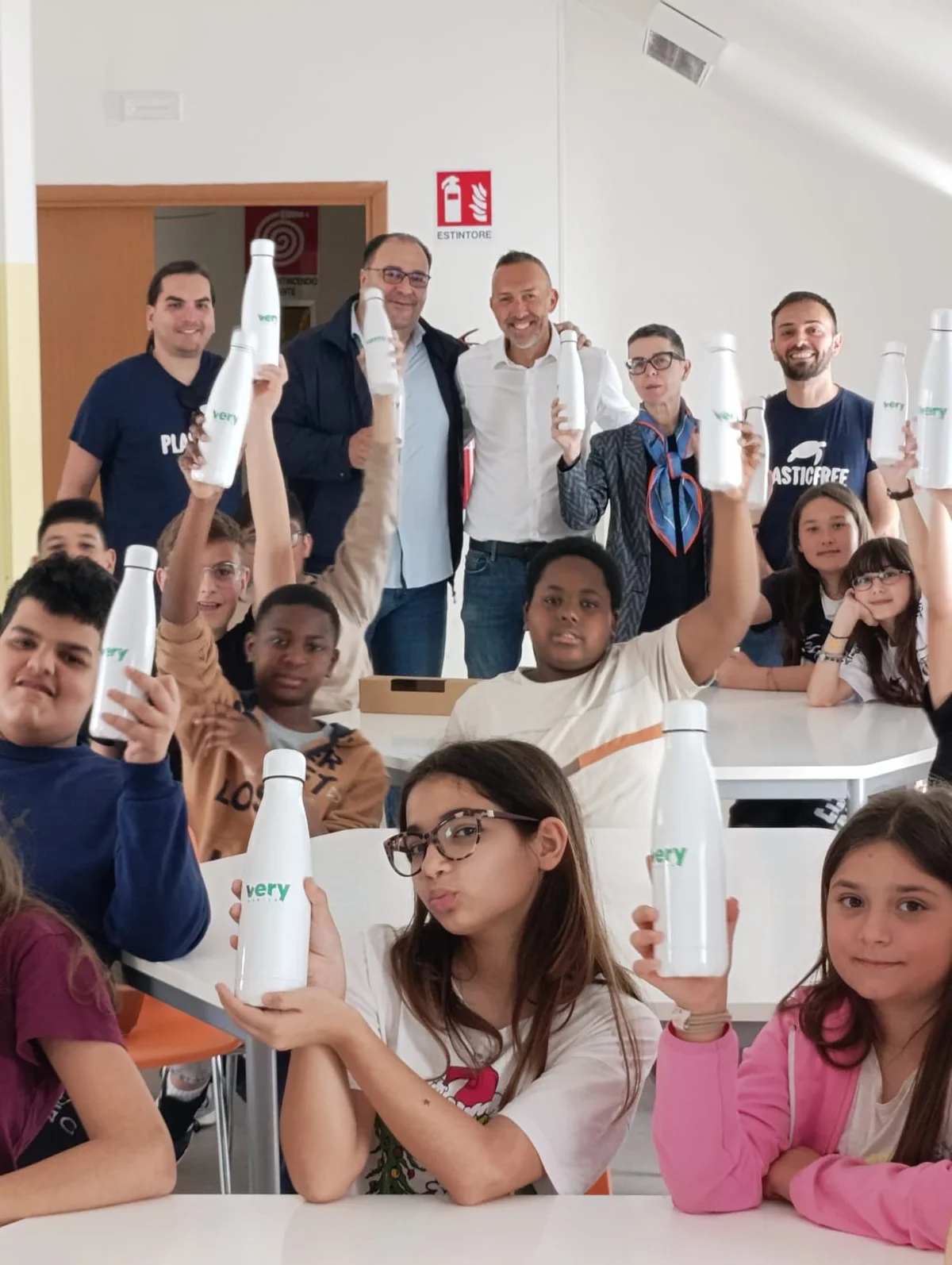 Installata una colonnina dell’acqua alla scuola media di Via Patini a Villa Rosa
