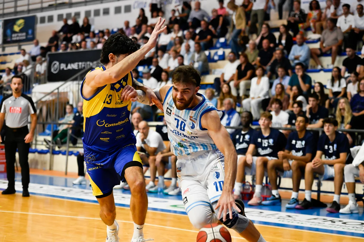 Basket B, Liofilchem è già squadra: Loreto Pesaro senza scampo (83-70)