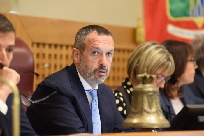 Sospiri su Consiglio: "Dalla qualità architettonica alla tutela della salute, l'Abruzzo traccia la rotta"