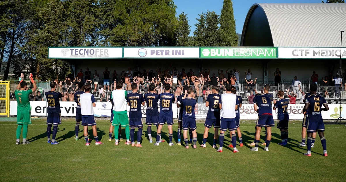 Calcio D/F, Teramo ultraoffensivo vince facile (1-3) e gioisce per Diakite: Angelana impotente