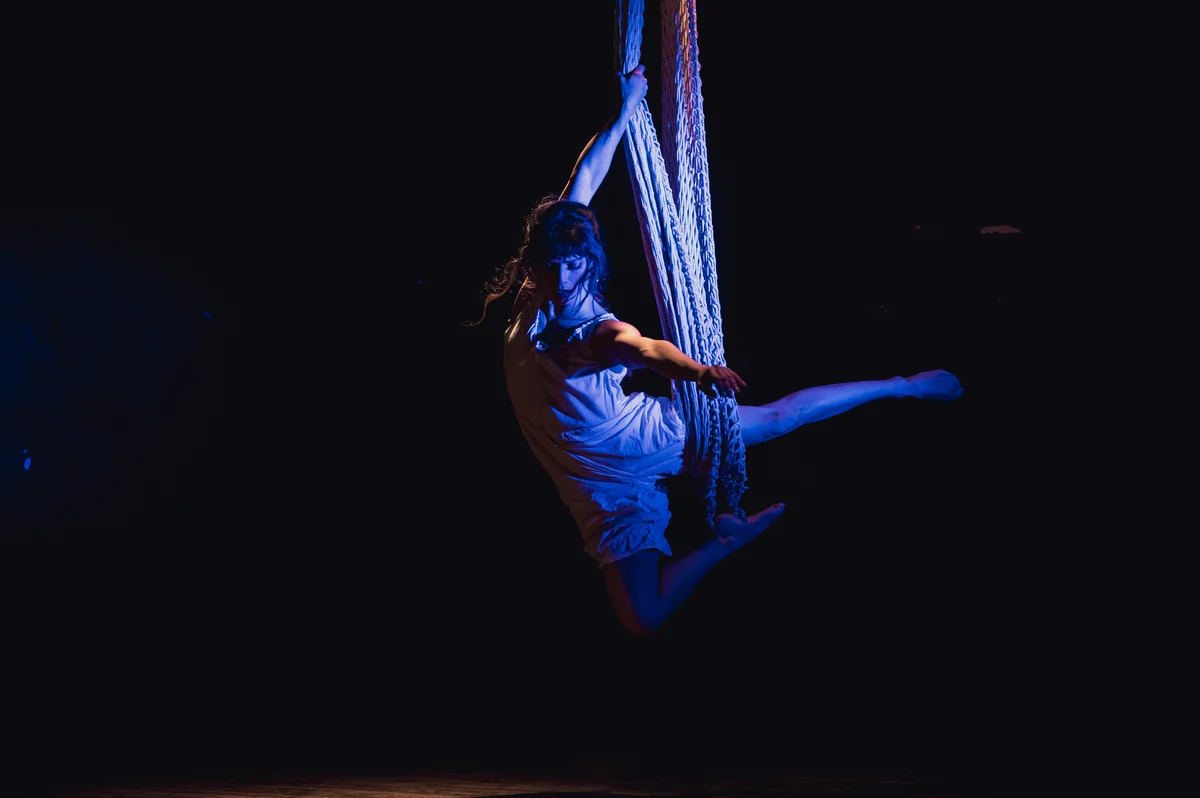 Circo-teatro in lingua dei segni, la Compagnia Materiaviva a Pineto