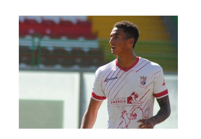 Calcio D/F, Thiago Menna al Giulianova