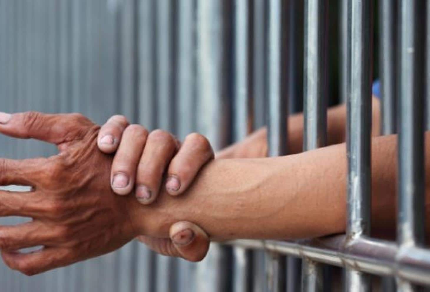 Teramo, 40 detenuti positivi al Covid: Castrogno in quarantena